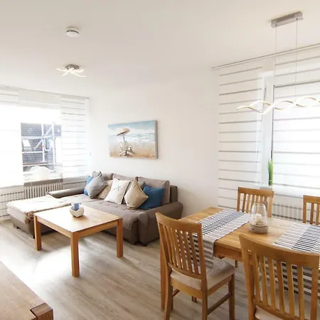 Deichliebe-steuerrad * Büsum